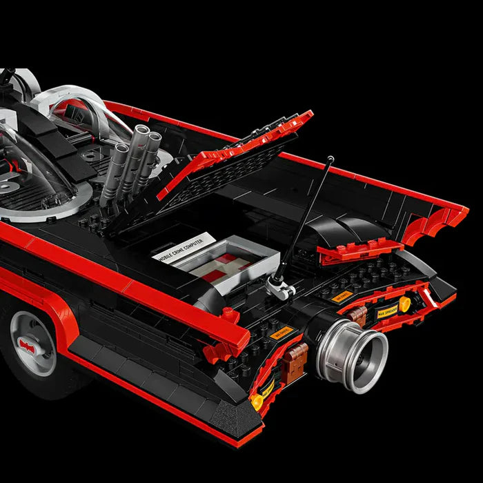 Retro Batmobile — ( 1,822 Pieces )