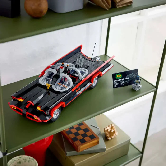 Retro Batmobile — ( 1,822 Pieces )