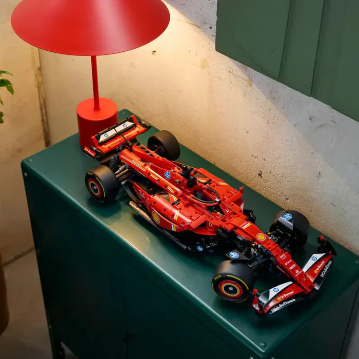 Fórmula 1 - Ferrari SF24 (1361 Pieces)