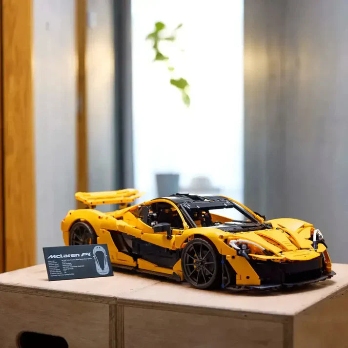 McLaren P1 (3893 Pieces)