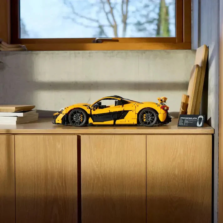 McLaren P1 (3893 Pieces)